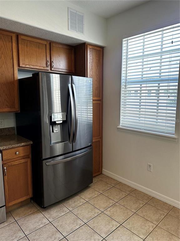 Building Photo - 1350 Chatfield Pl