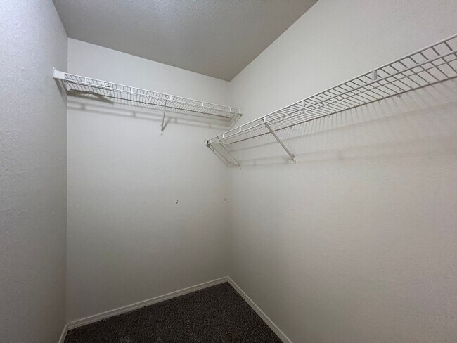 Building Photo - 8330 Sea Island Ct
