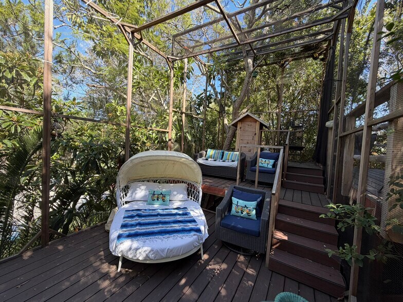 Building Photo - 631 W Pennsylvania Ave