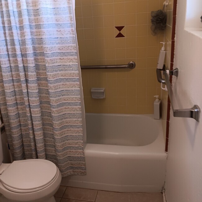 Building Photo - 6739 Sage Ave