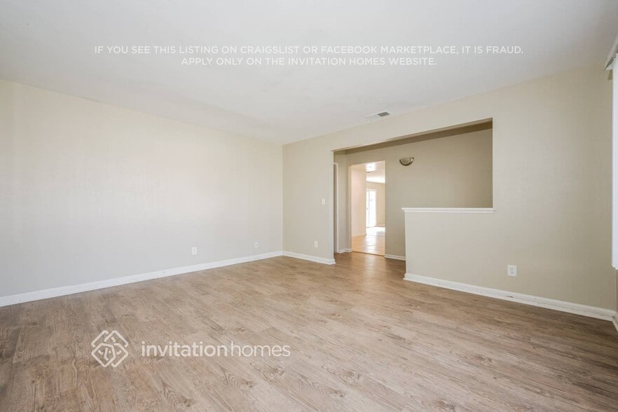 Building Photo - 2010 San Benito St