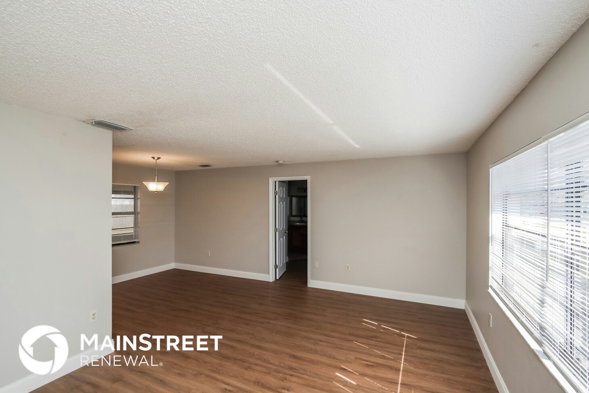 Building Photo - 1298 Robbinswood Dr