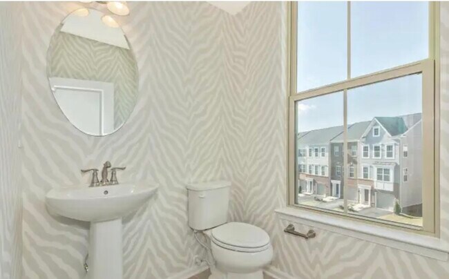 Building Photo - 6214 Margarita Way