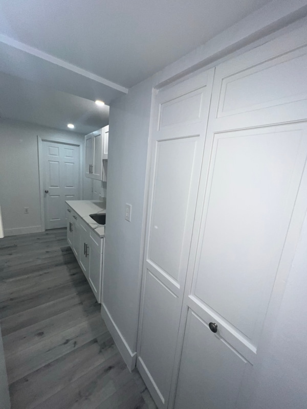 Building Photo - 6439 Willow Wood Ln