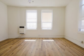 Building Photo - Affordable and Charming Studios