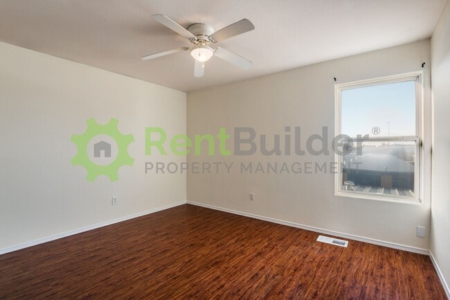 Building Photo - !!!Winter Price Reduction!!!