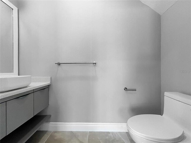 Building Photo - 1927 Greenbriar Ter