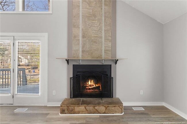 Building Photo - 5725 Waterwood Dr