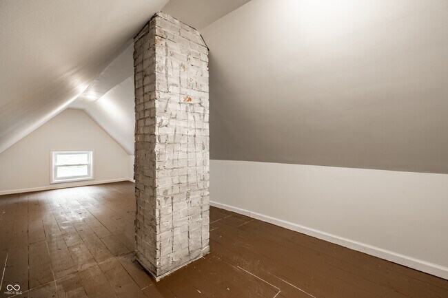 Building Photo - 1418 Olive St