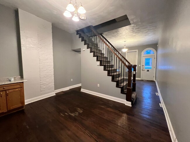 Building Photo - A Gorgeous, Completely Remodeled, Historic...