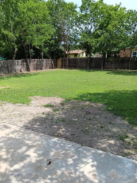 Building Photo - 2902 Spring Cir