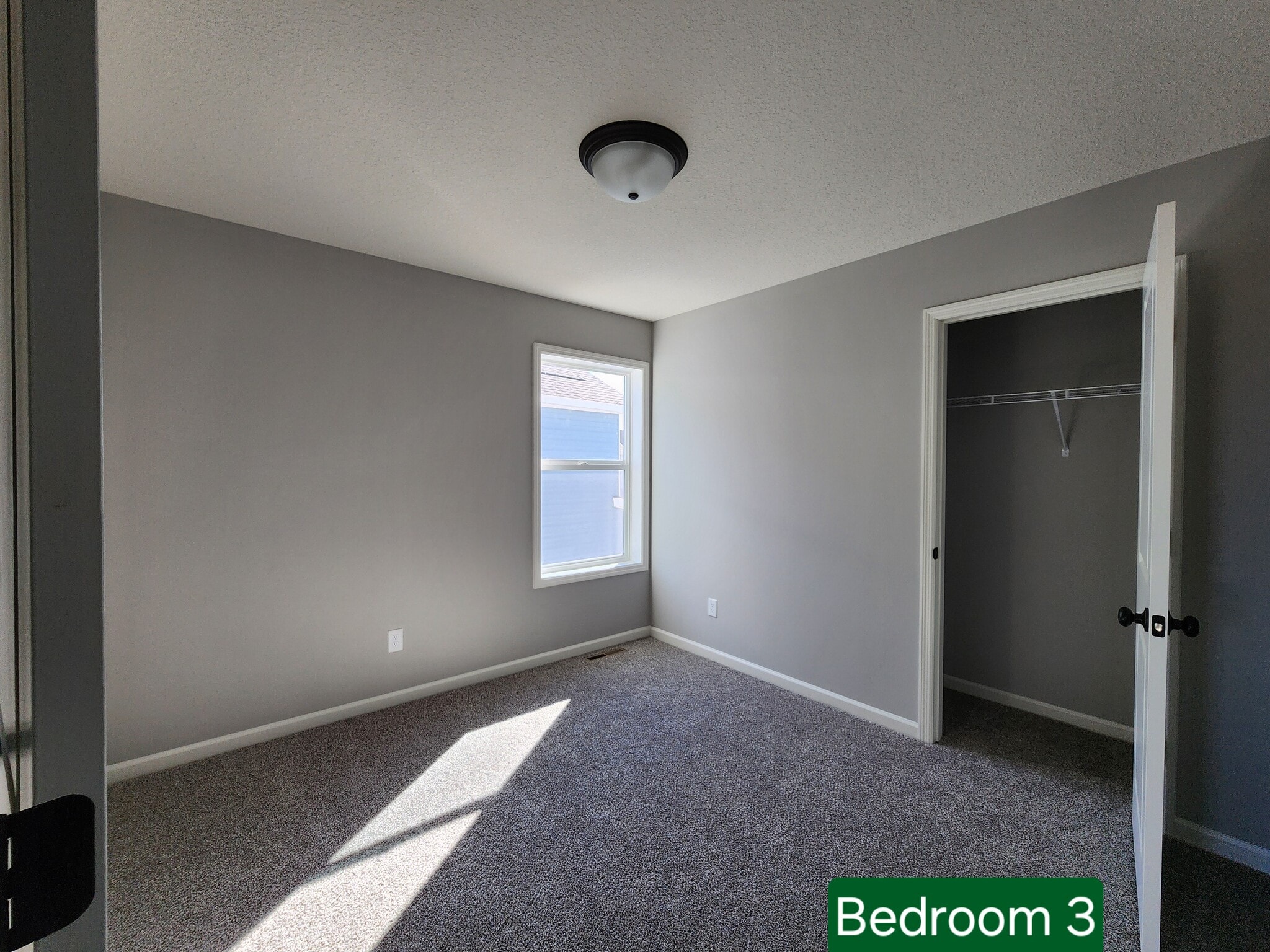 Building Photo - 10229 Goodview Cir S