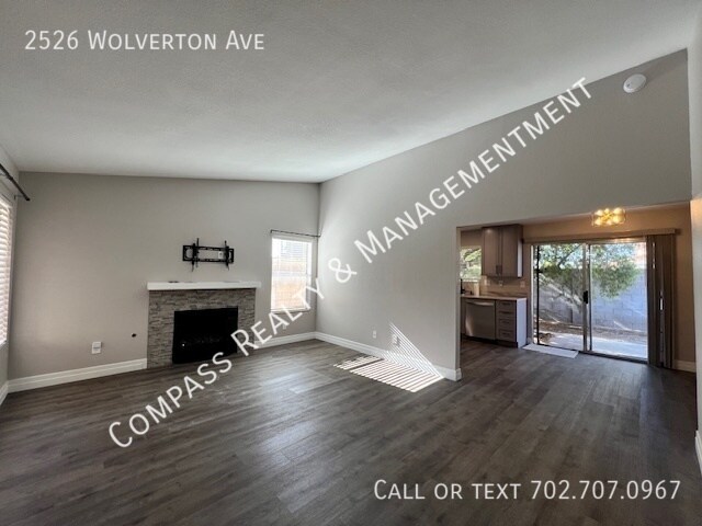 Building Photo - 2526 Wolverton Ave