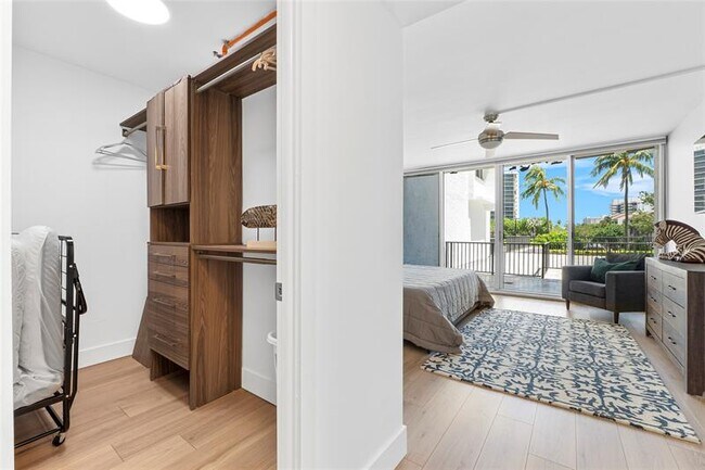 Building Photo - 4750 S Ocean Blvd
