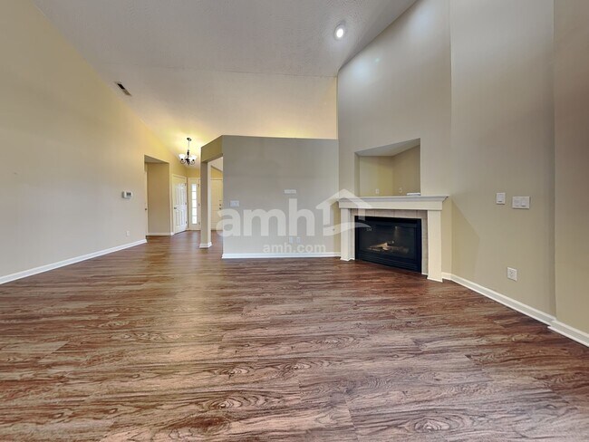 Building Photo - 6845 Watergreen Ct