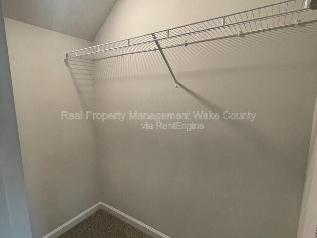 Building Photo - 2727 Chert Ln