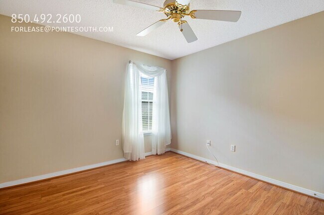 Building Photo - 366 Bay Tree Dr