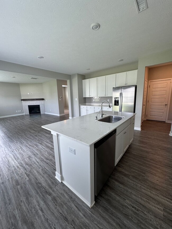 Building Photo - 17158 Seaboard Pl