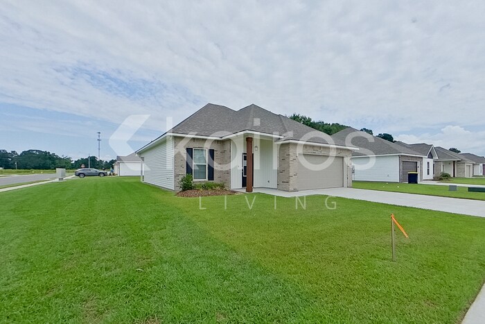 Building Photo - 101 Rainfall Ln