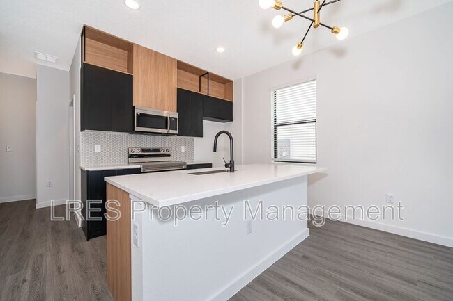 Building Photo - 3234 Sustainable Wy