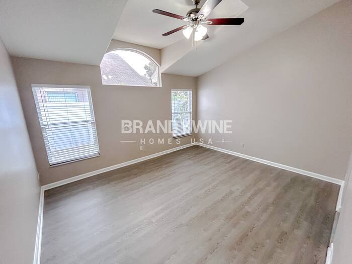 Building Photo - 15412 Bay Vista Dr