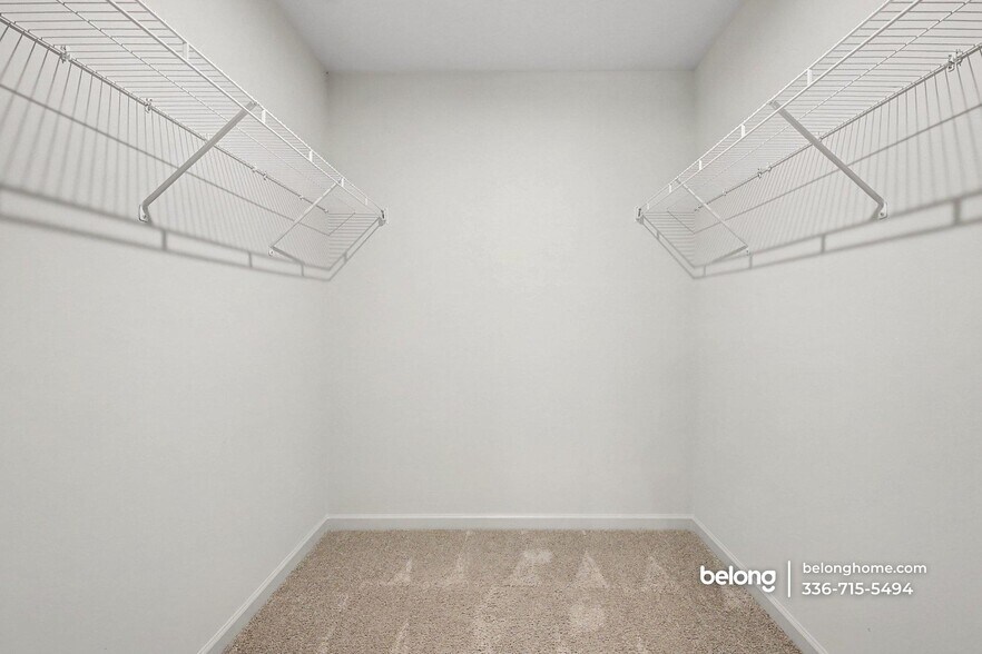 Building Photo - 385 Dasu Dr