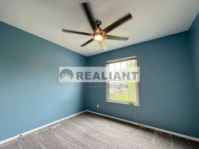 Building Photo - 6446 Linkview Ct