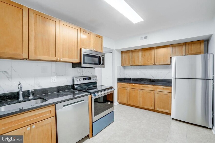 Building Photo - 3107 Buccaneer Ct