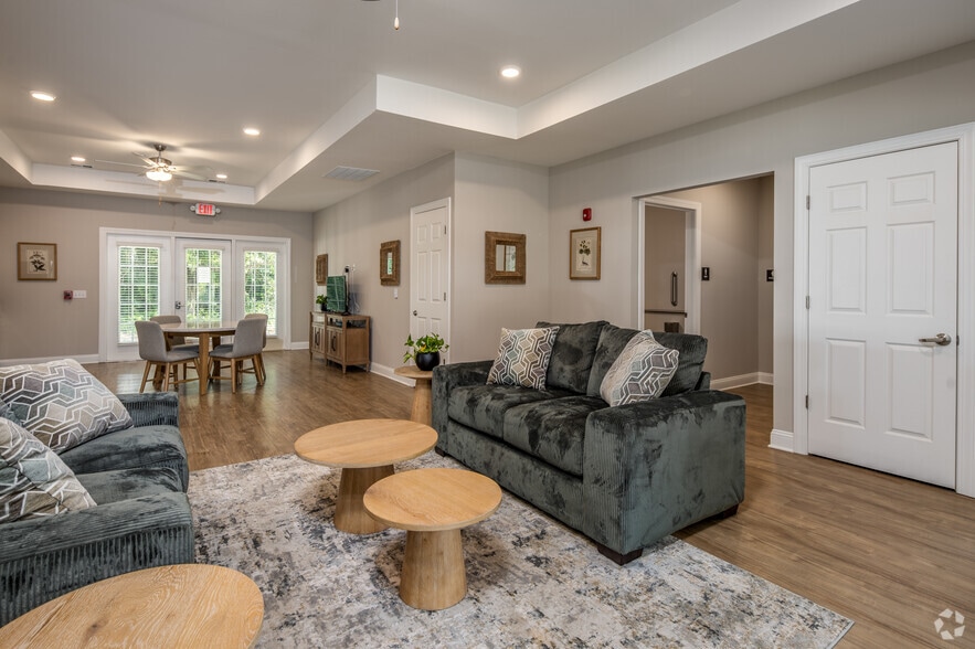 Lobby - Weller's Ridge