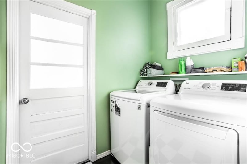 Building Photo - 349 West Broadway Street