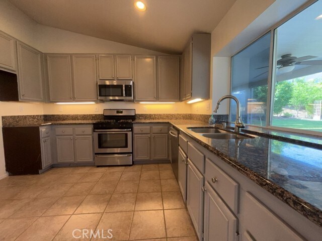 Building Photo - 821 Atlantic Cir