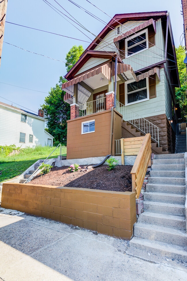 Building Photo - 1155 South Ave