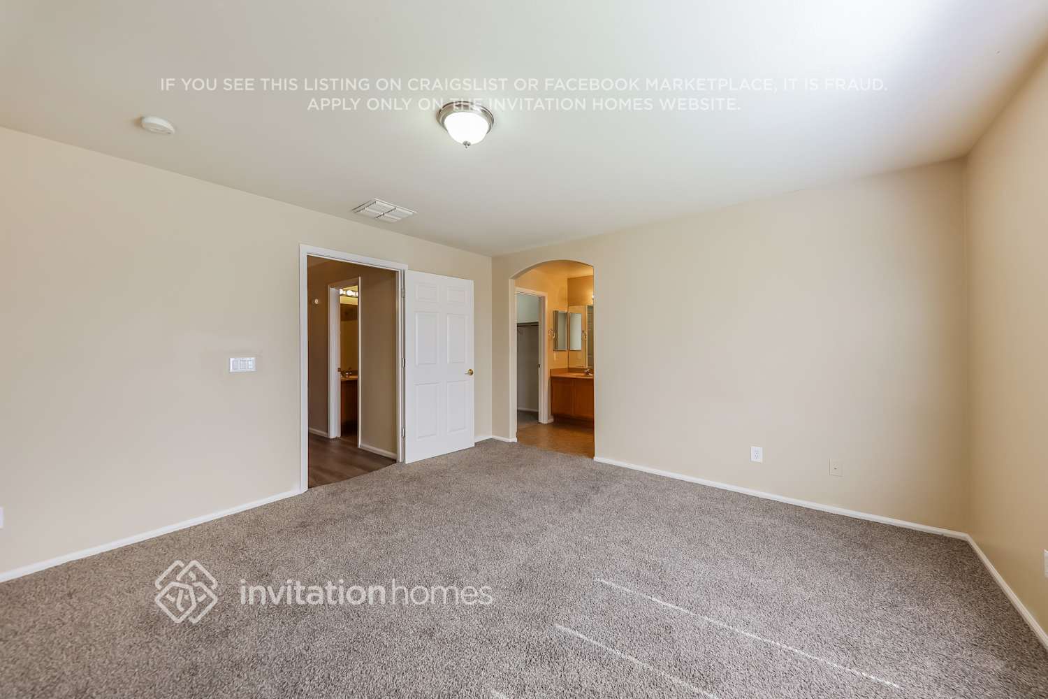 Building Photo - 17235 W Elaine Dr