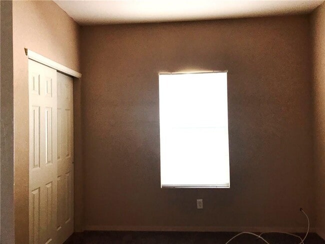 Building Photo - 6405 Salas Ln