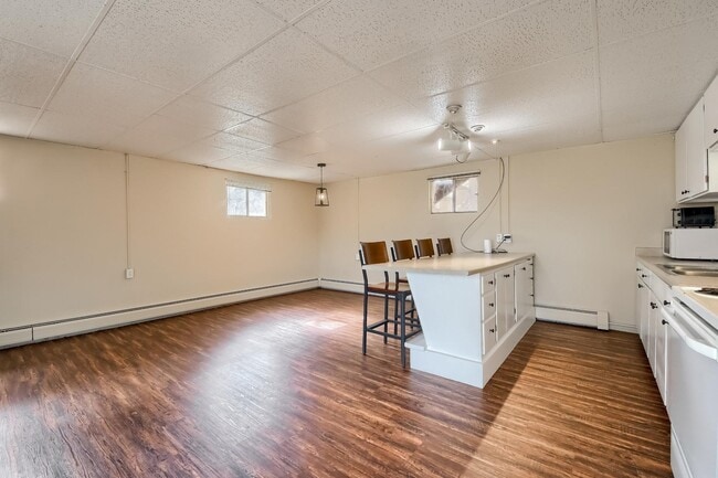 Building Photo - 14783 S Wandcrest Dr