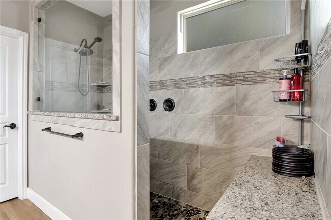 Building Photo - 5203 Kingship Ct