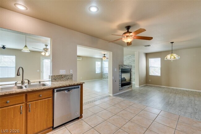 Building Photo - 936 Midpride St