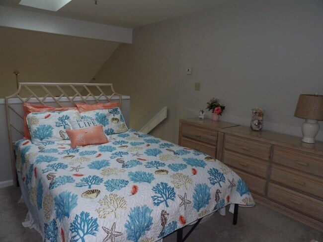 Building Photo - 1100 Possum Trot Rd