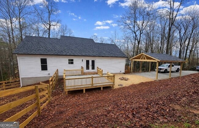 Building Photo - 35 Clearwater Dr