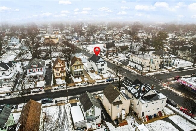 Building Photo - 143 Johnston Ave