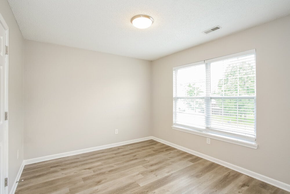 Building Photo - 109 Lockerbie Ln