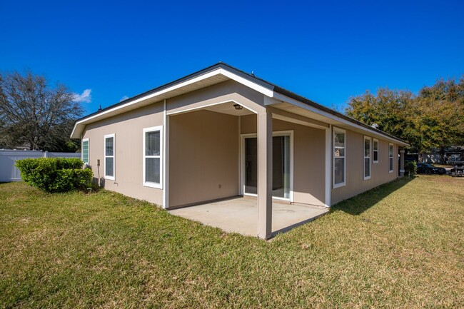 Building Photo - Great Rental in Litchfield at OakLeaf Plan...