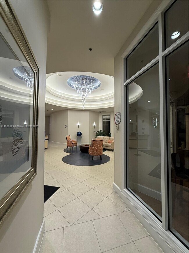 Building Photo - 1830 Radius Dr