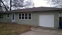 Building Photo - 1009
