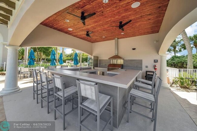 Building Photo - 12319 NW 77th Manor