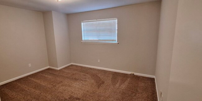 Building Photo - Looking for something new??? Coming Soon! Move In Special - $0 security deposit!!