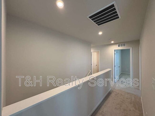 Building Photo - 7183 Finley Crk Dr