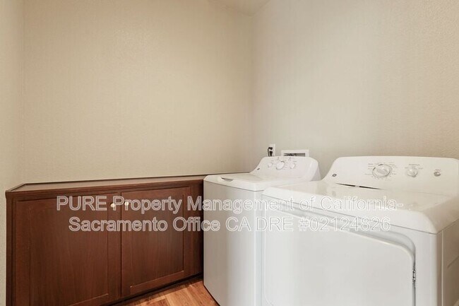 Building Photo - 5500 Amnest Way