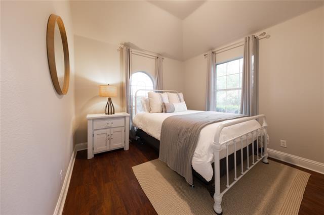 Building Photo - 801 Dickerson Cir