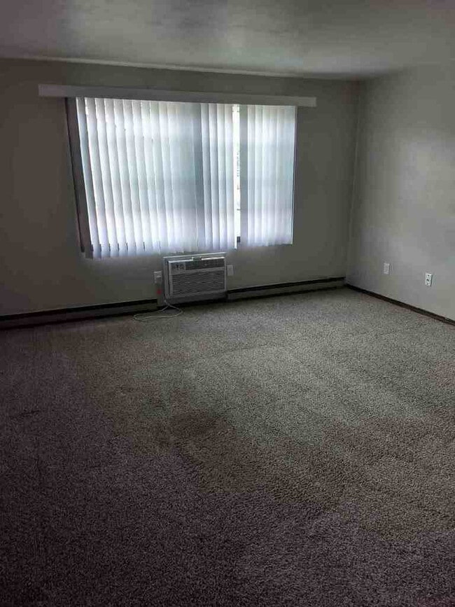 Building Photo - 1720 Badger Street